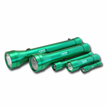 世達(dá)工具90741A 鋁合金手電筒3節(jié)7號電池
